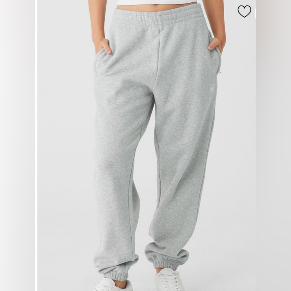 ALO Yoga Gray Cuffed Renown Heavy Weight Sweatpants unisex